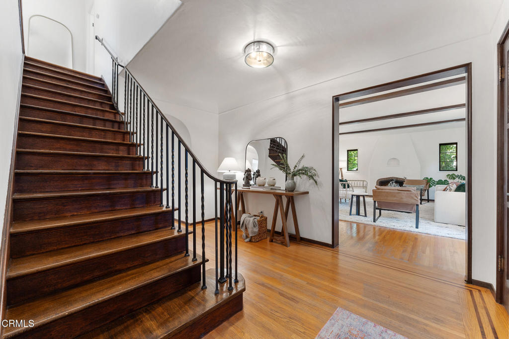 1805 West Drive Drive