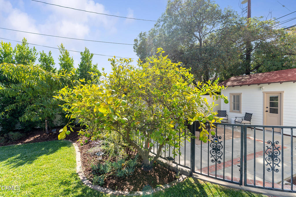 1805 West Drive Drive