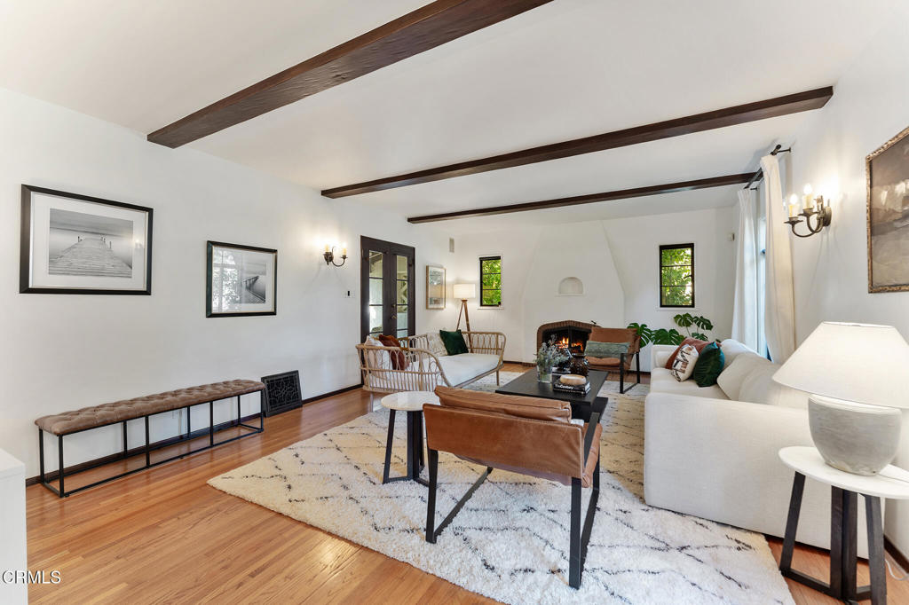 1805 West Drive Drive