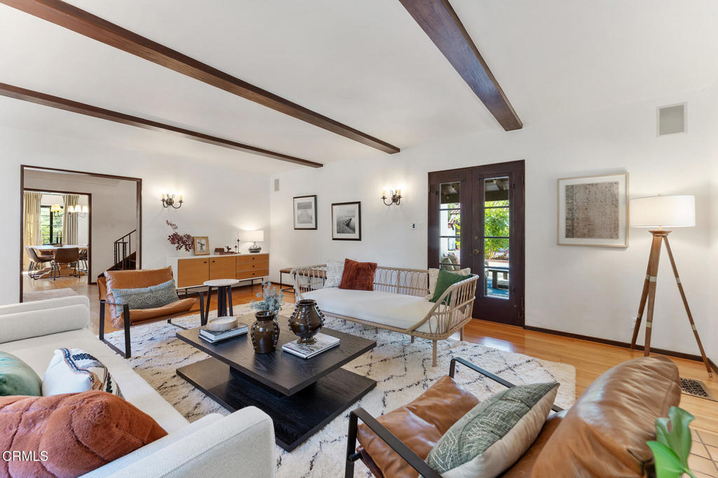 1805 West Drive Drive