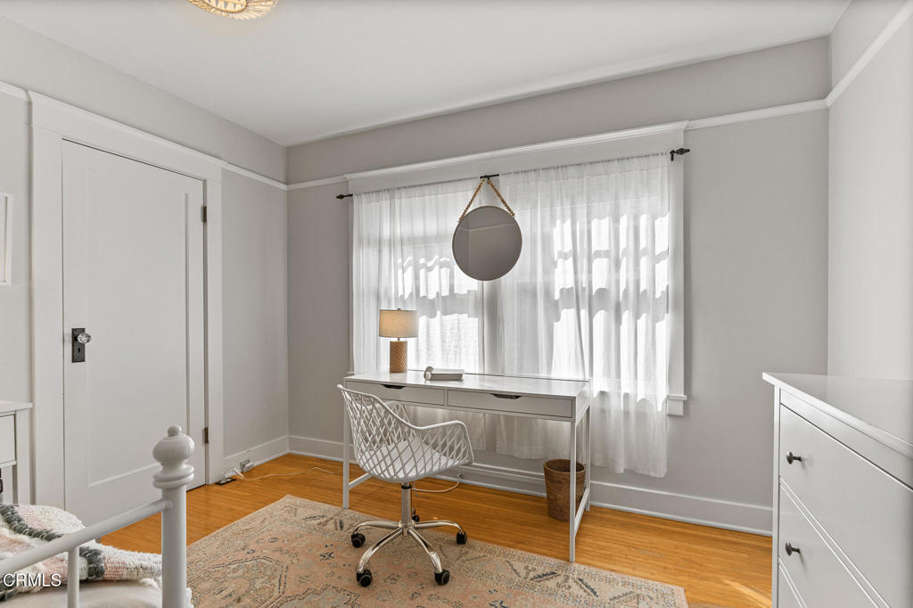 1637 Rose Villa Street Street