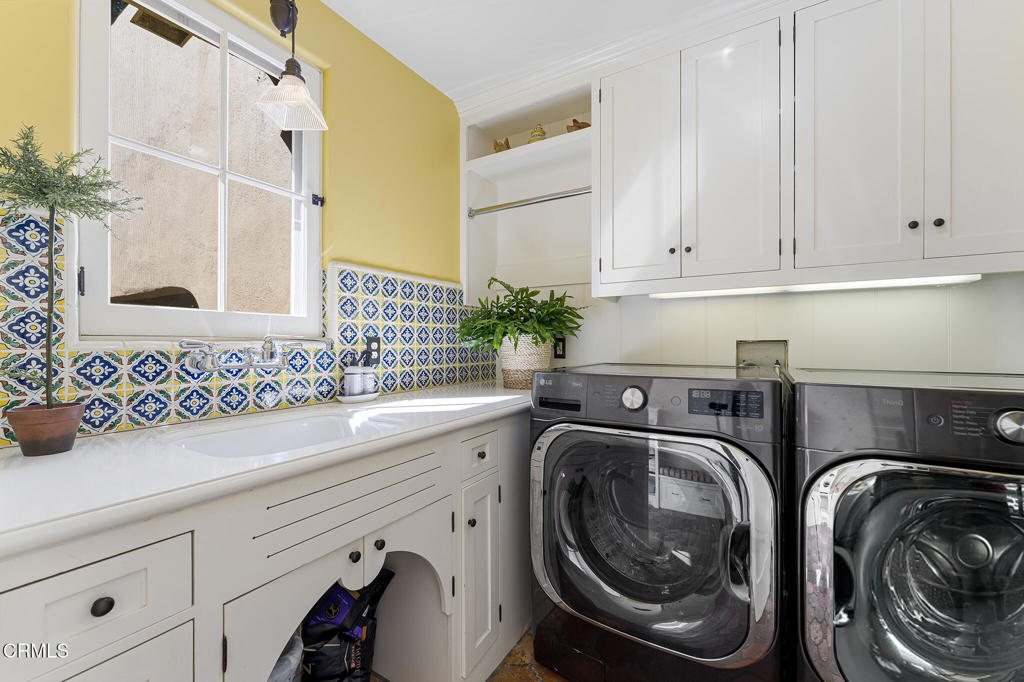 2092 Midlothian Drive