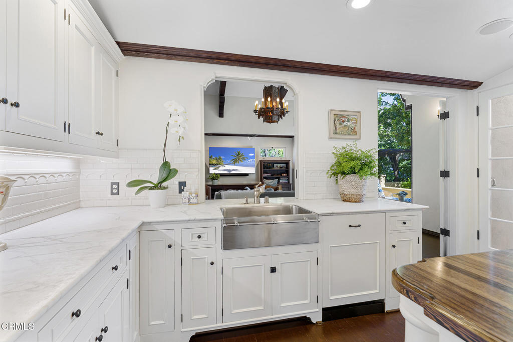 2092 Midlothian Drive