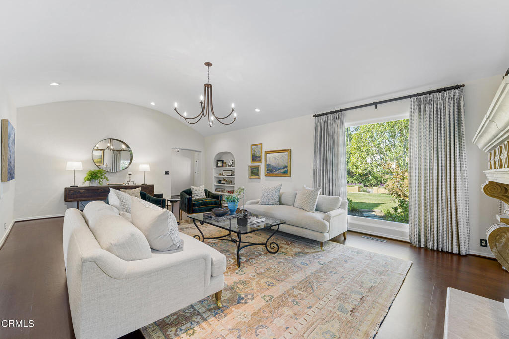 2092 Midlothian Drive