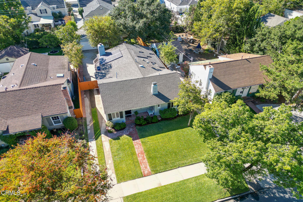 2182 E Dudley Street