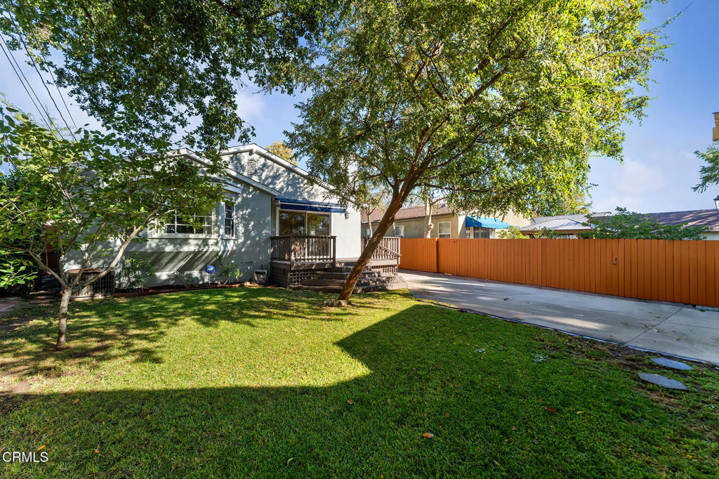 2182 E Dudley Street