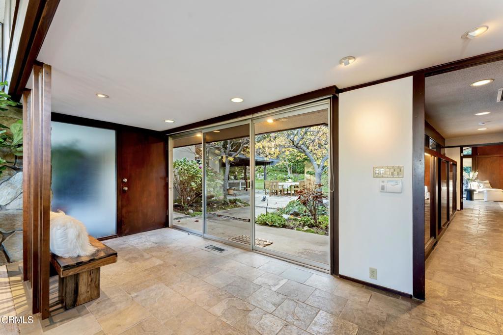 1345 Carnarvon Drive