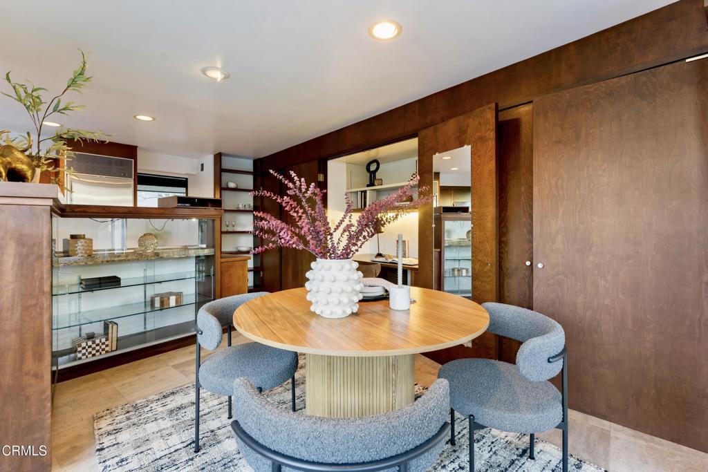 1345 Carnarvon Drive