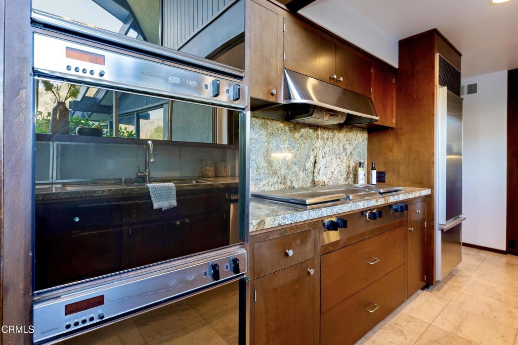 1345 Carnarvon Drive