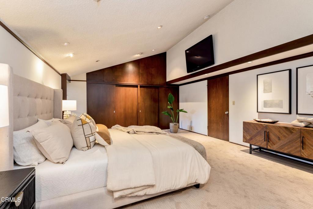 1345 Carnarvon Drive