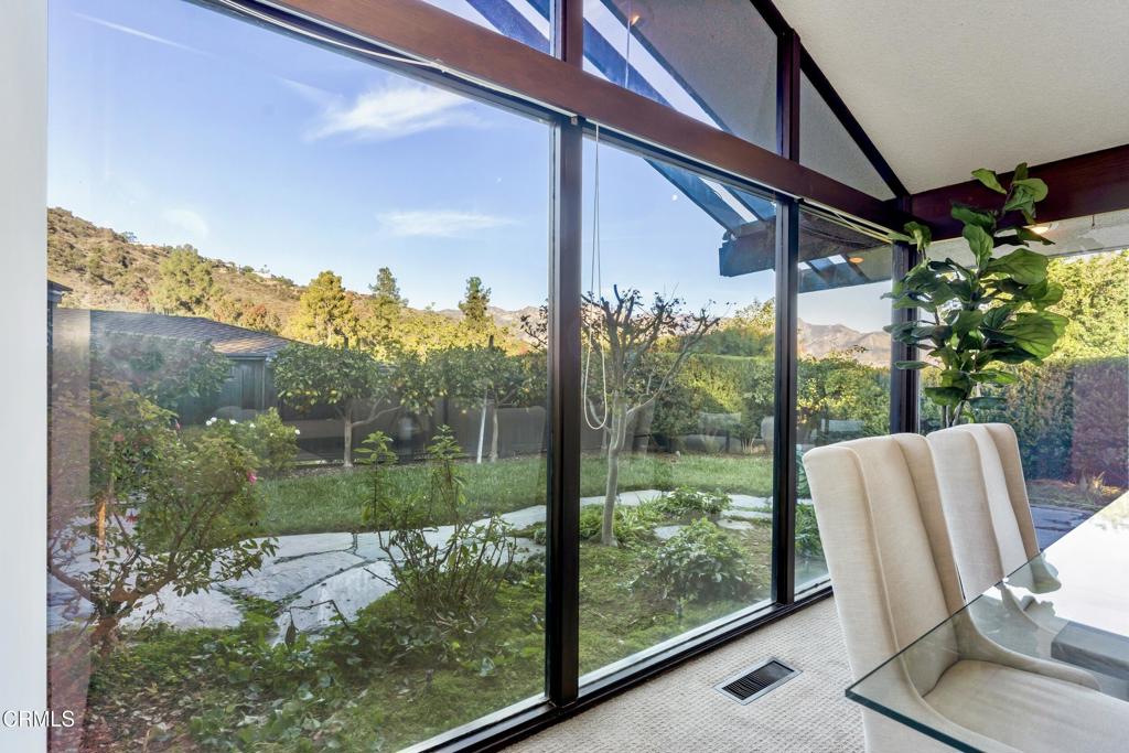 1345 Carnarvon Drive