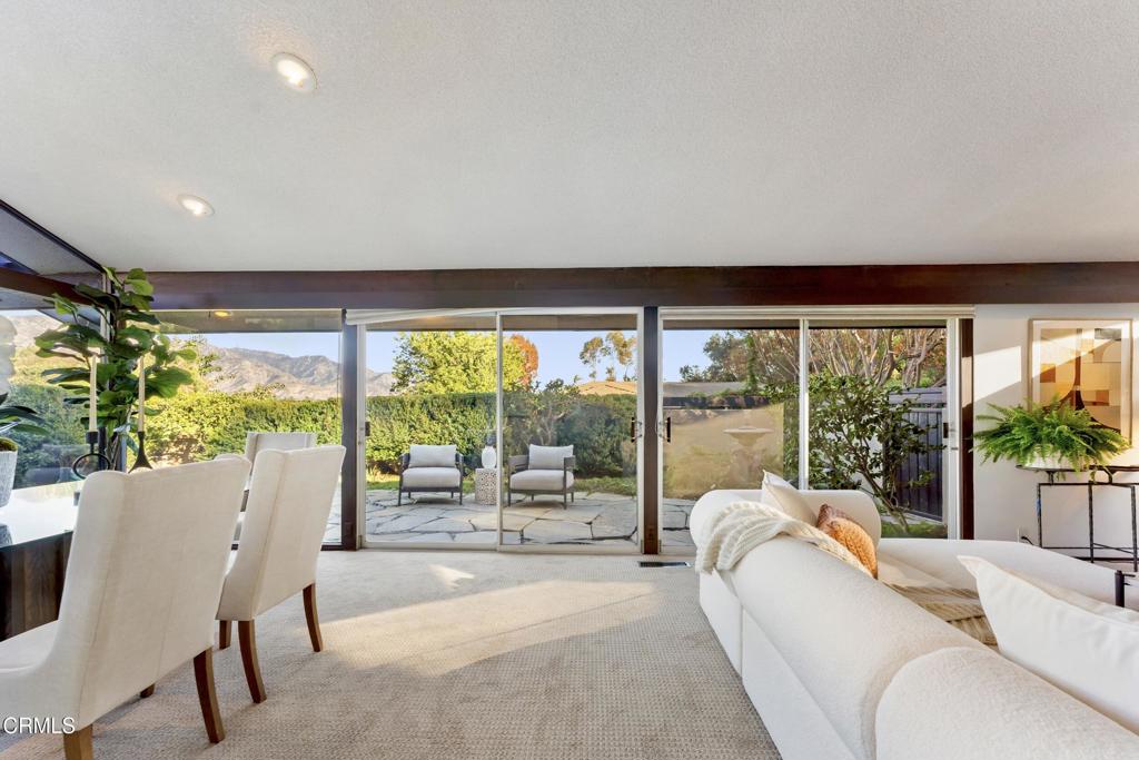 1345 Carnarvon Drive