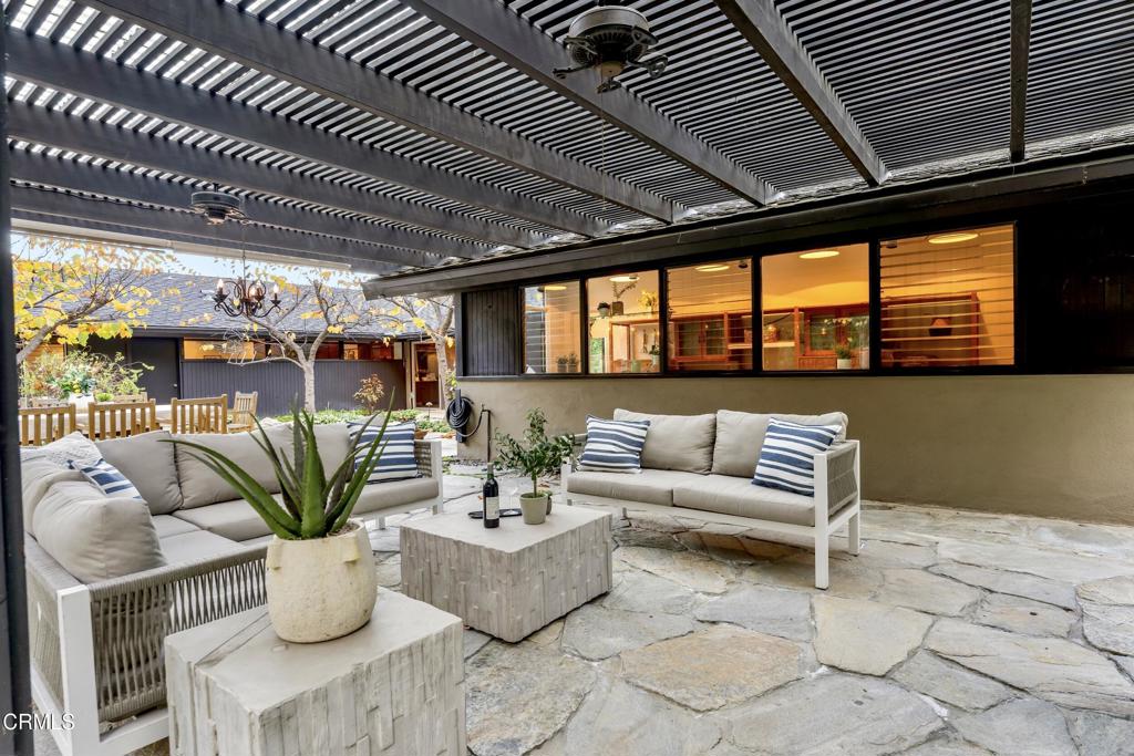 1345 Carnarvon Drive