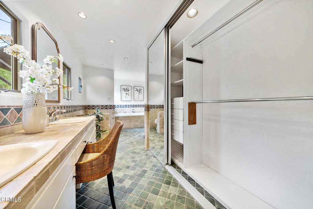 1730 S Euclid Avenue