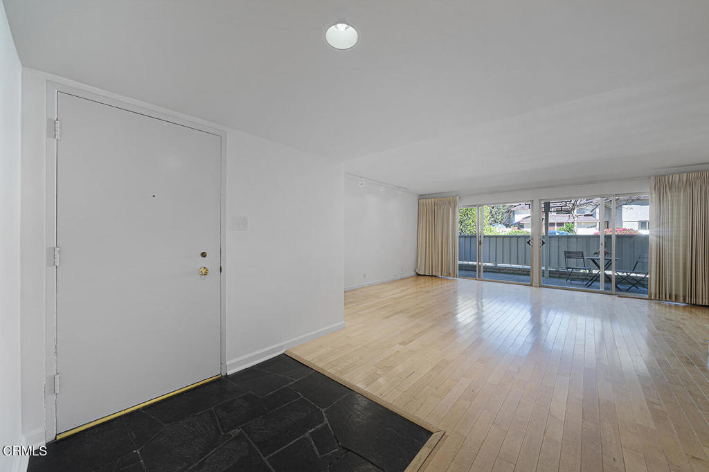 389 Cliff Drive 1