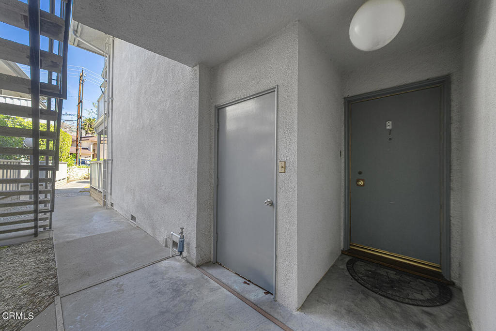 389 Cliff Drive 1