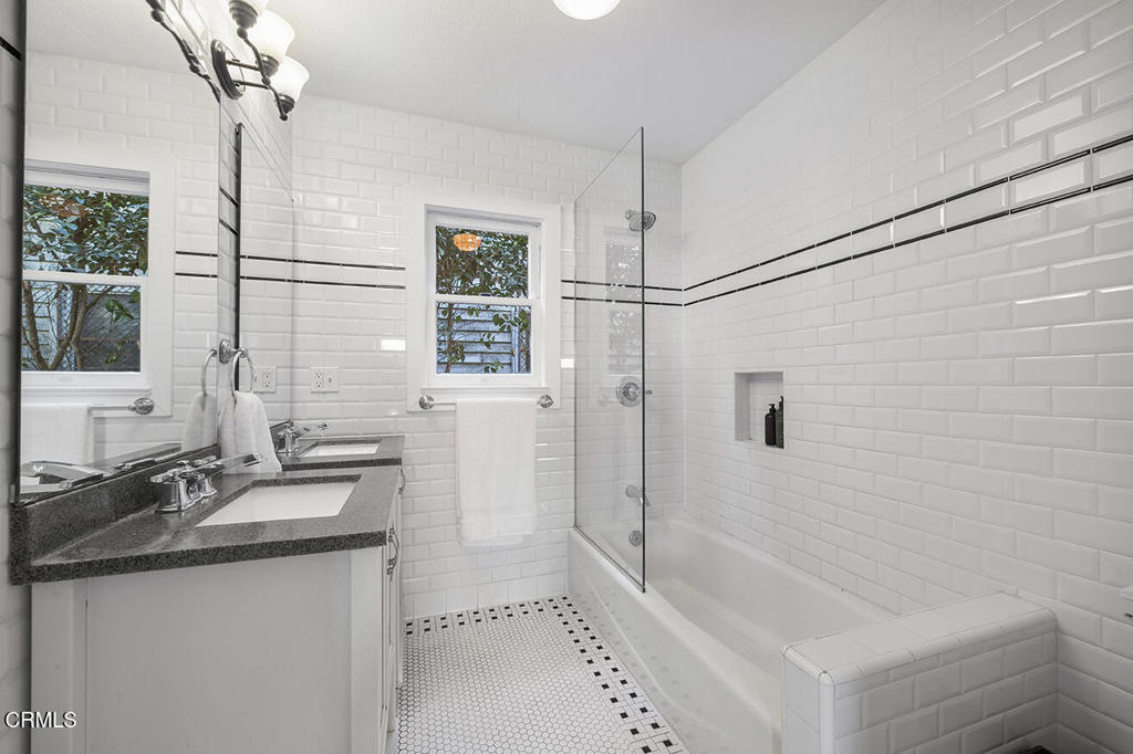 6119 Piedmont Avenue