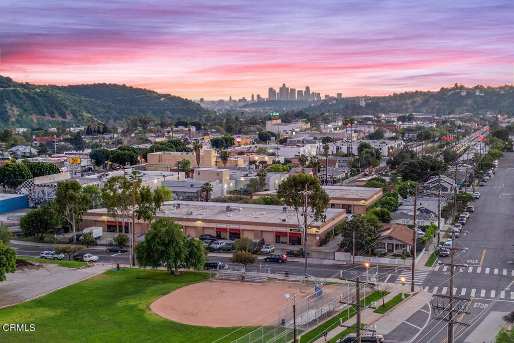 6119 Piedmont Avenue