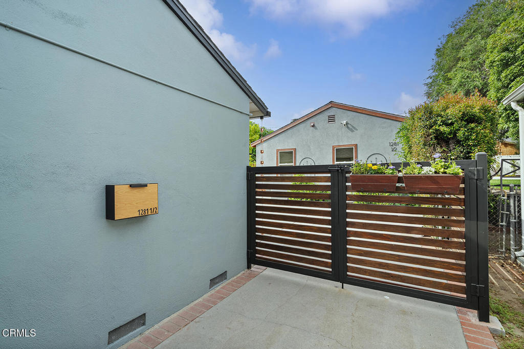 1281 Meadowbrook Road