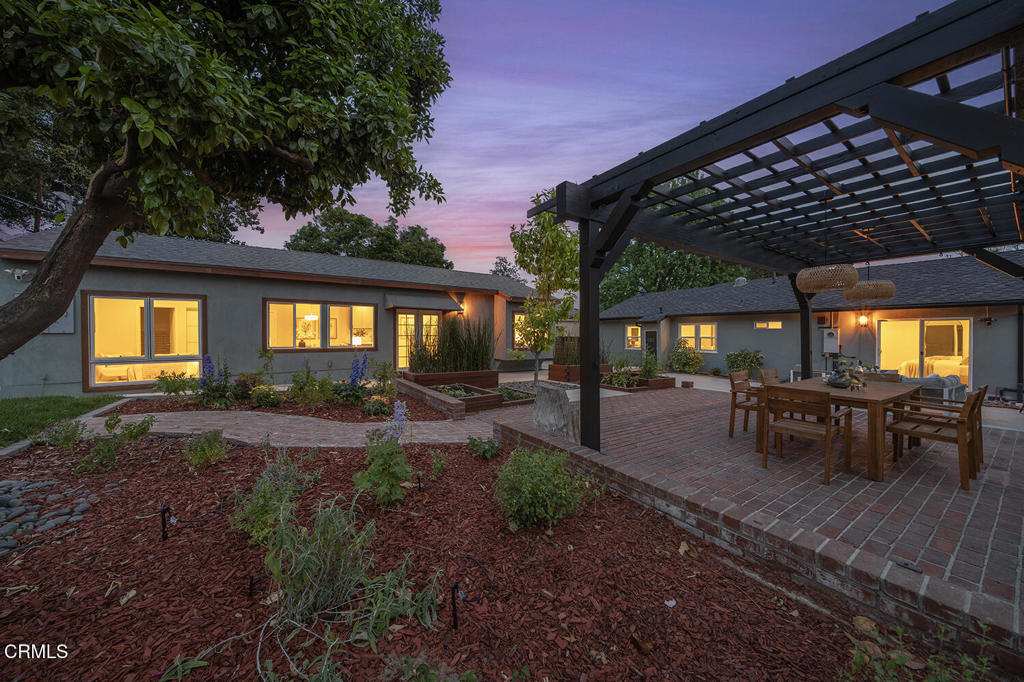 1281 Meadowbrook Road