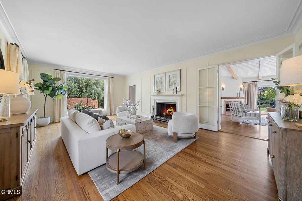 2106 Midwick Drive