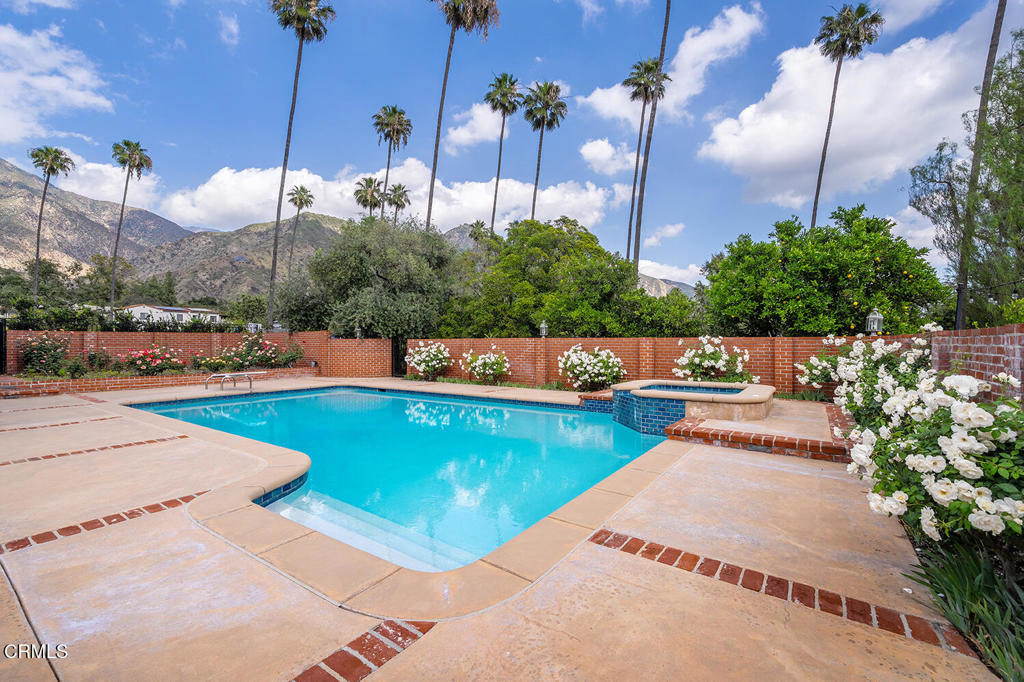 2106 Midwick Drive