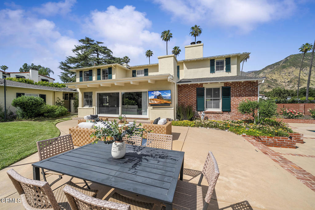 2106 Midwick Drive