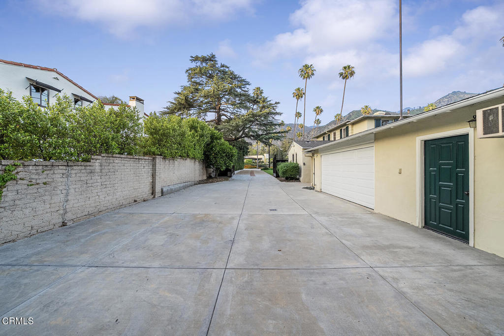 2106 Midwick Drive