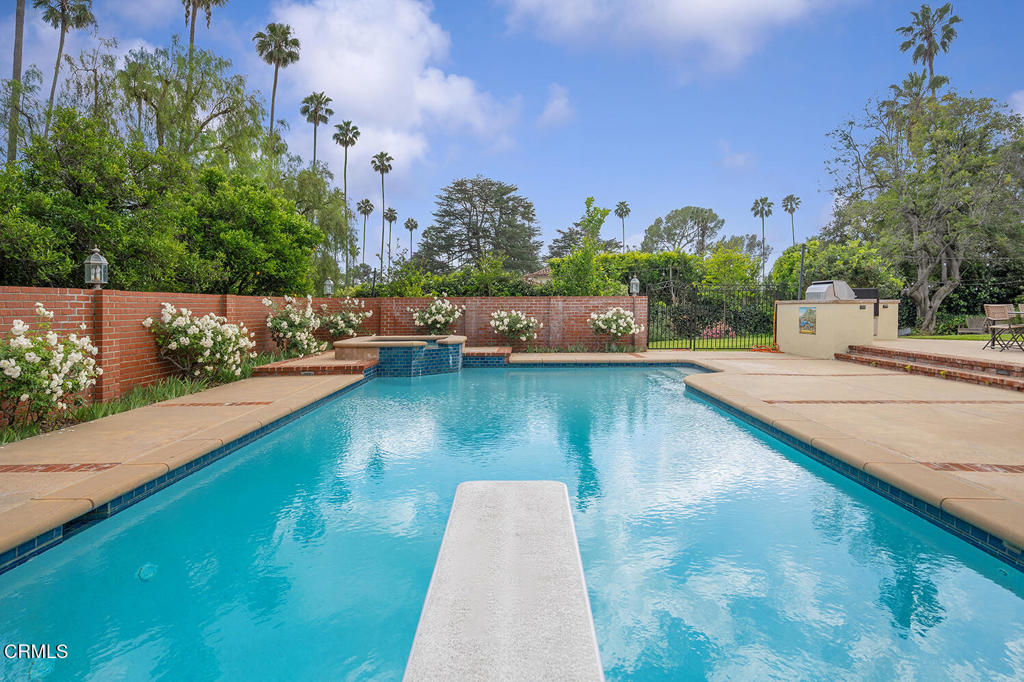 2106 Midwick Drive