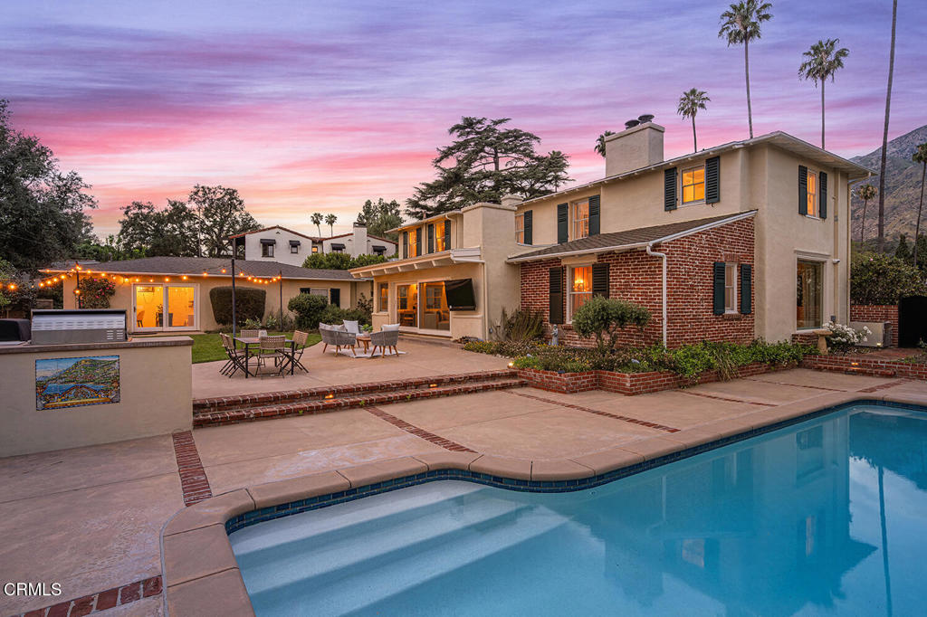2106 Midwick Drive