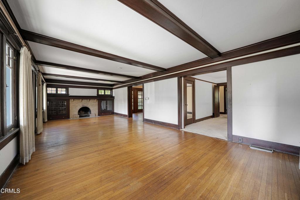 1224 Stratford Avenue