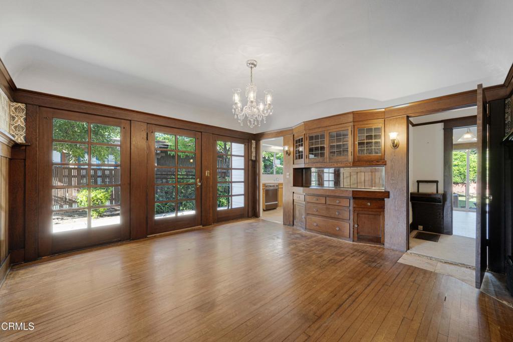 1224 Stratford Avenue