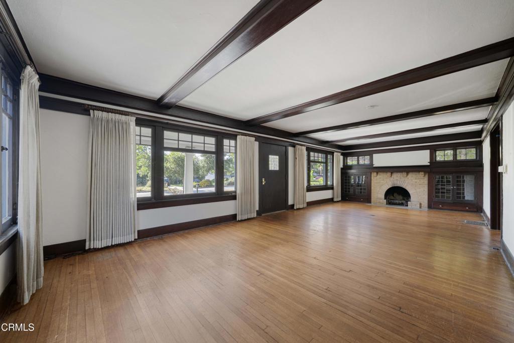 1224 Stratford Avenue