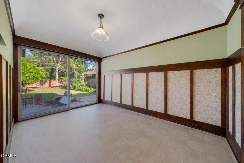 1224 Stratford Avenue