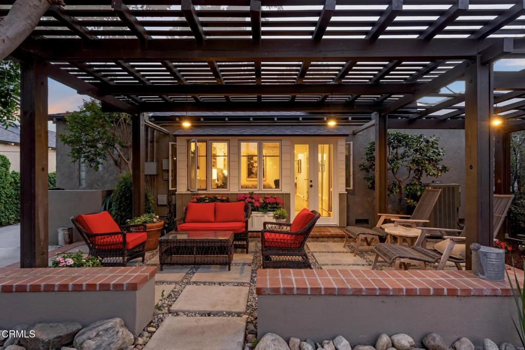 302 N Mission Drive