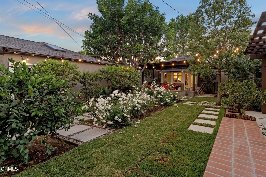 302 N Mission Drive