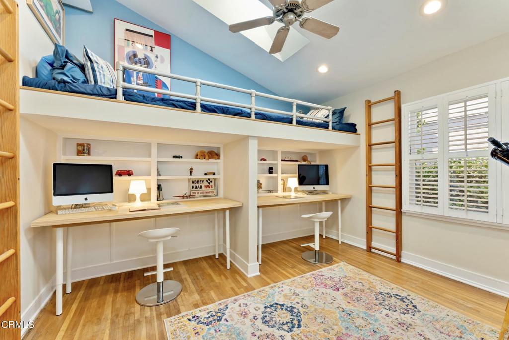 302 N Mission Drive