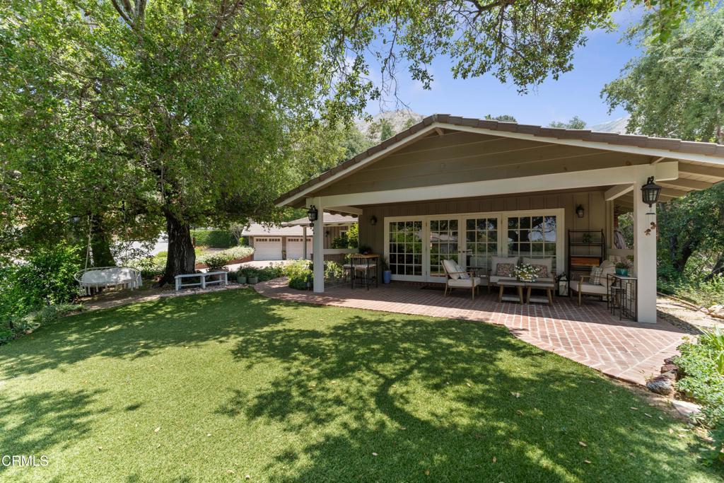 2210 Brambling Lane
