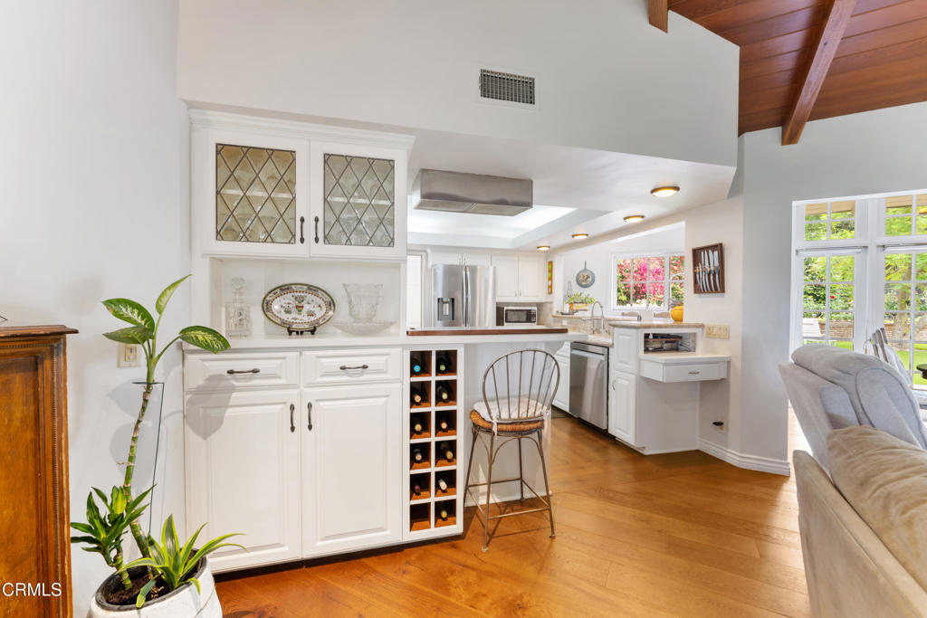 2210 Brambling Lane
