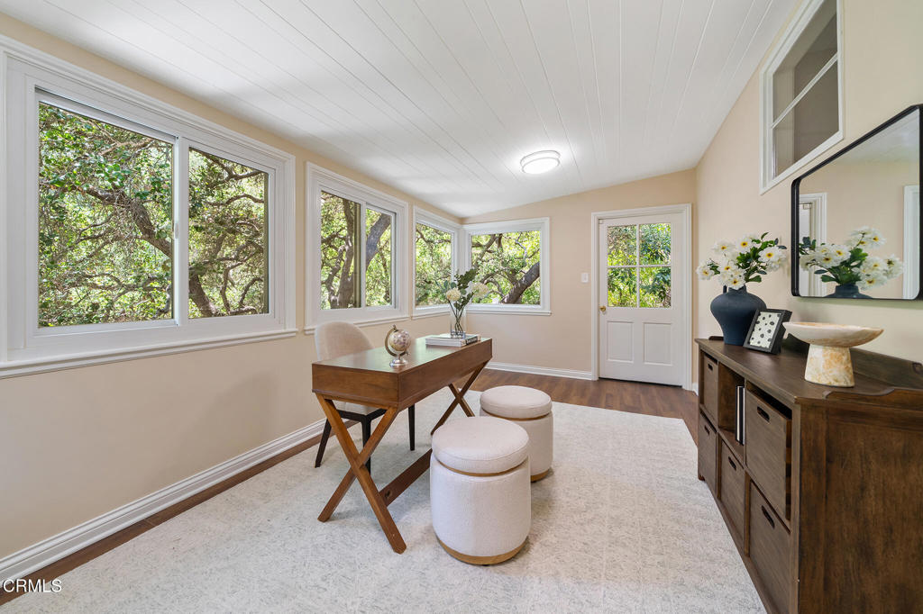 951 Laguna Road
