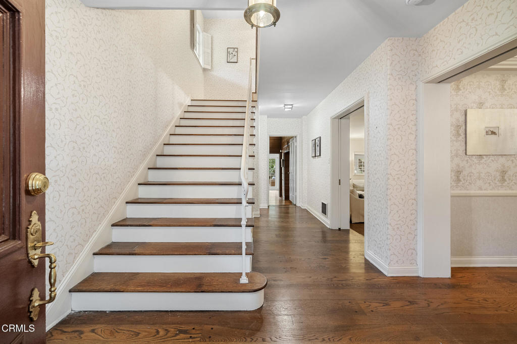 951 Laguna Road