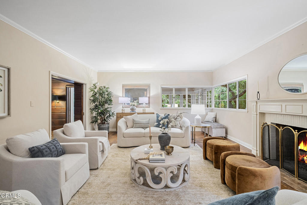 951 Laguna Road