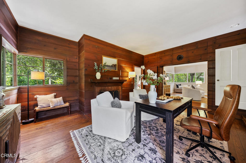 951 Laguna Road