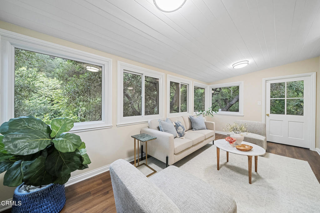 951 Laguna Road