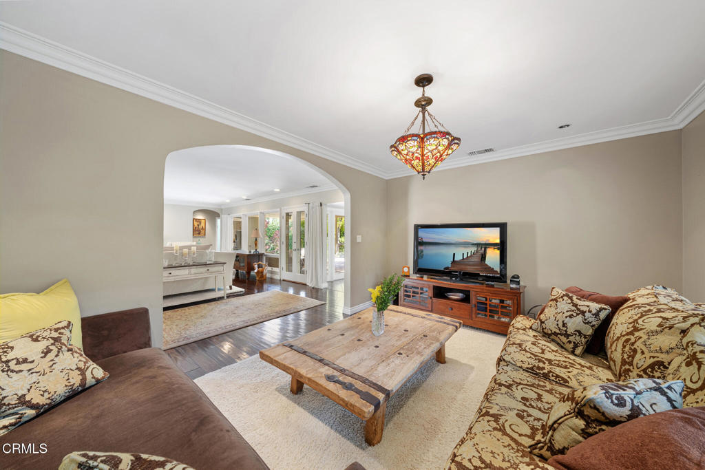 2004 Glenview Terrace