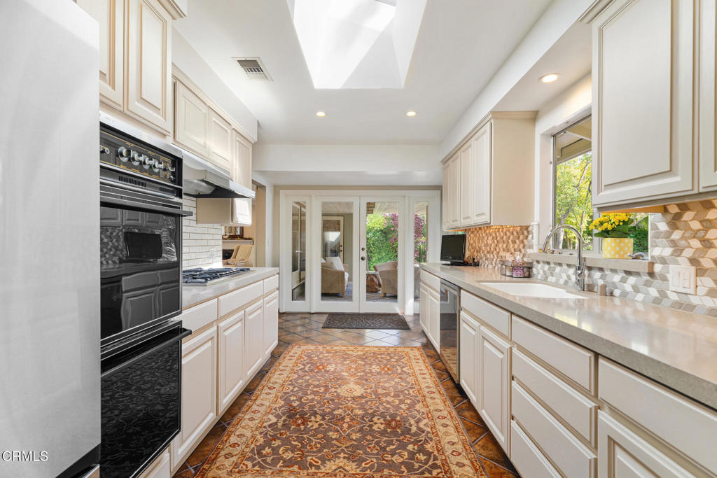 2004 Glenview Terrace