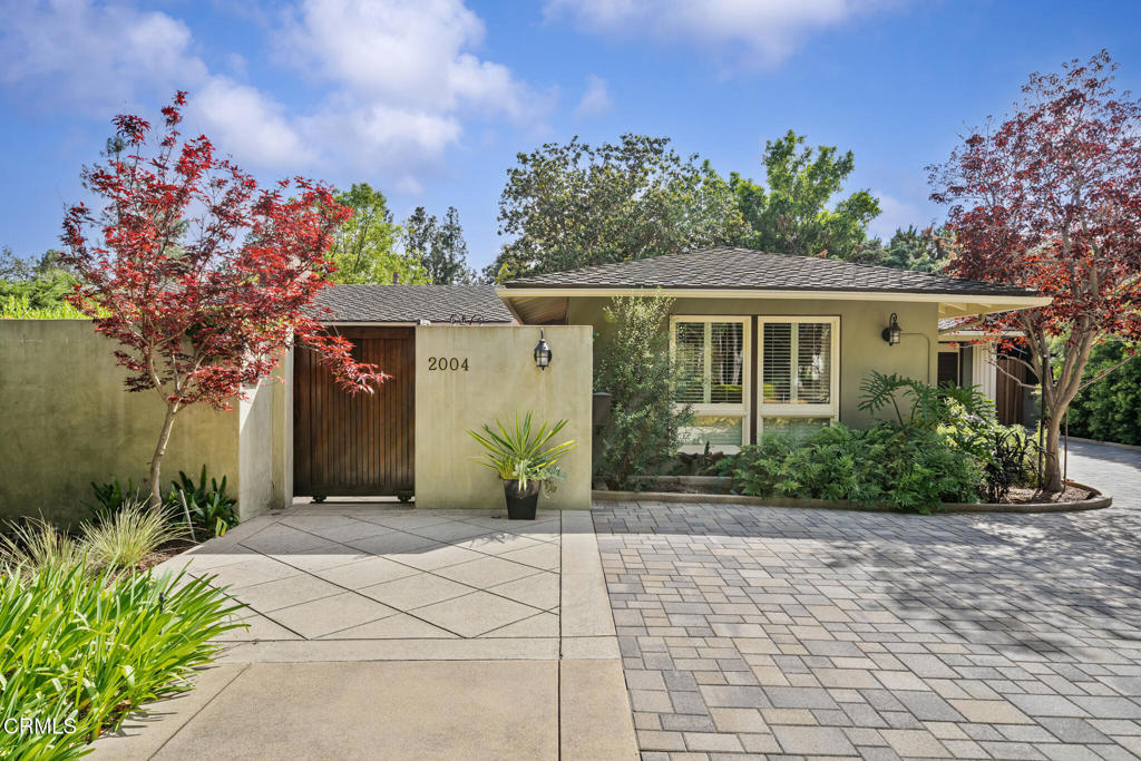2004 Glenview Terrace
