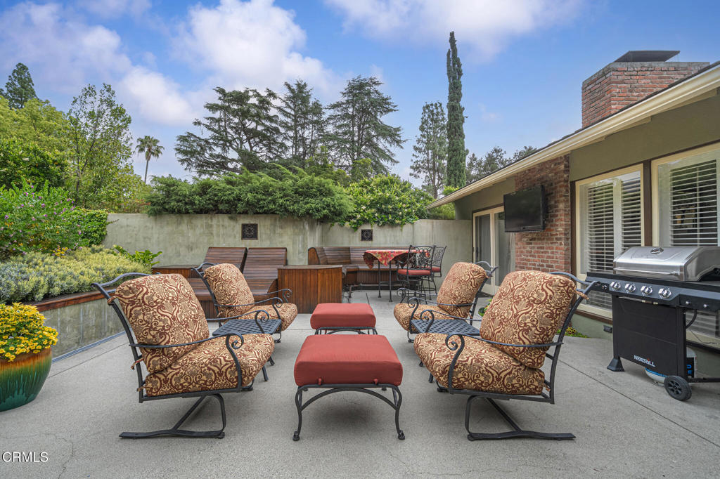 2004 Glenview Terrace