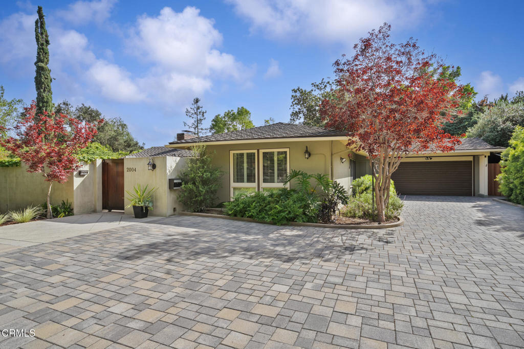 2004 Glenview Terrace