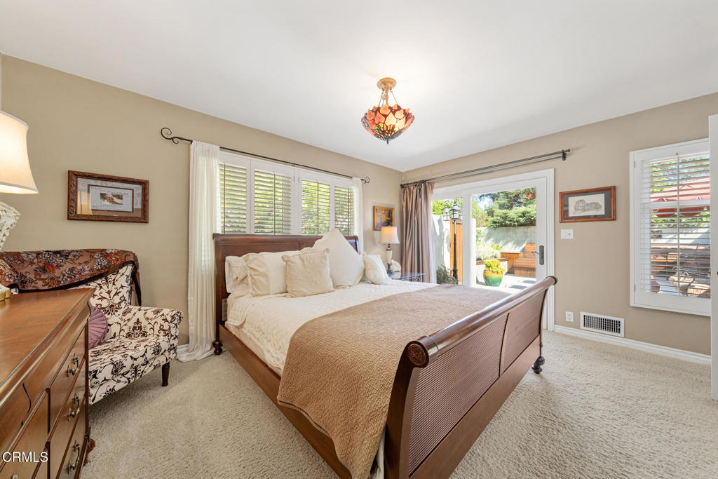 2004 Glenview Terrace